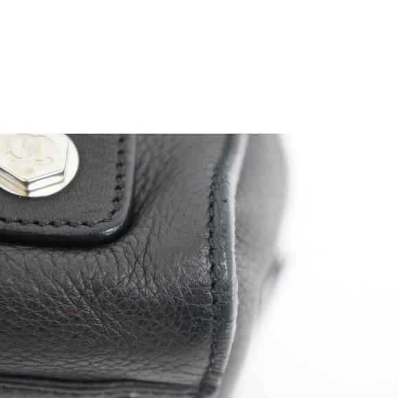 Chanel Mini Hand Leather - Picture 10 of 12